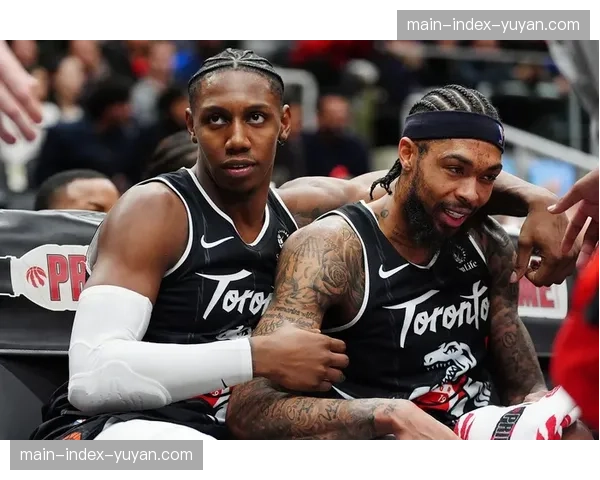 “猛龙锁定东部第五，巴雷特26分巴恩斯三双展现团队深度”